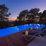 Brand New Luxury Villa Infinity Pool & Views