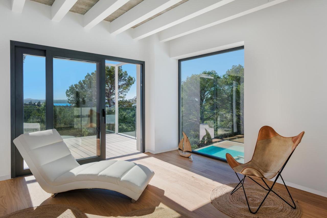 Brand New Luxury Infinity Pool & Views Villa *